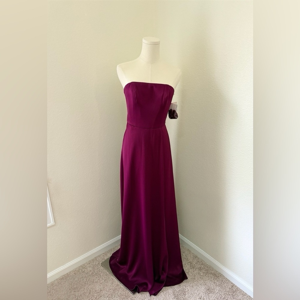 NWT David’s Bridal Sangria Elegant Strapless Long Dress Women’s Size 6
